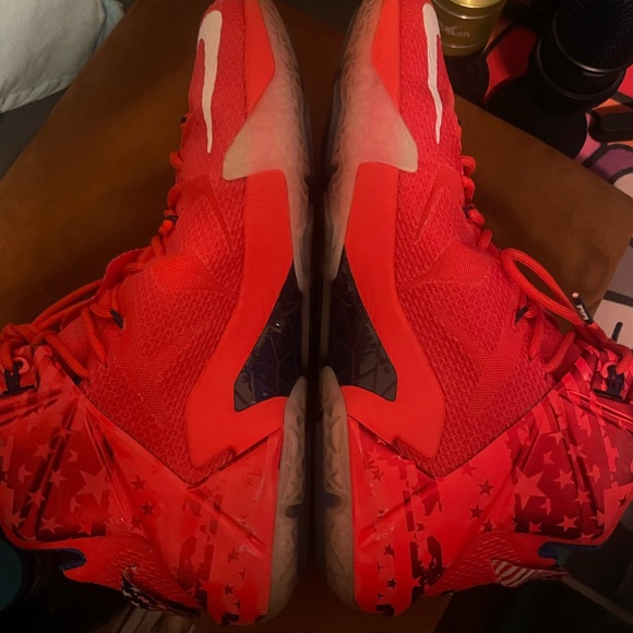 Lebron 12 Independence Day - Picture 4 of 7